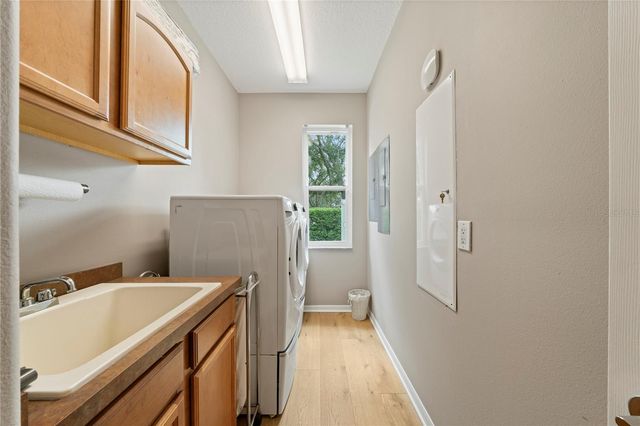 2805 BERWICK DRIVE, Tarpon Springs, FL 34688