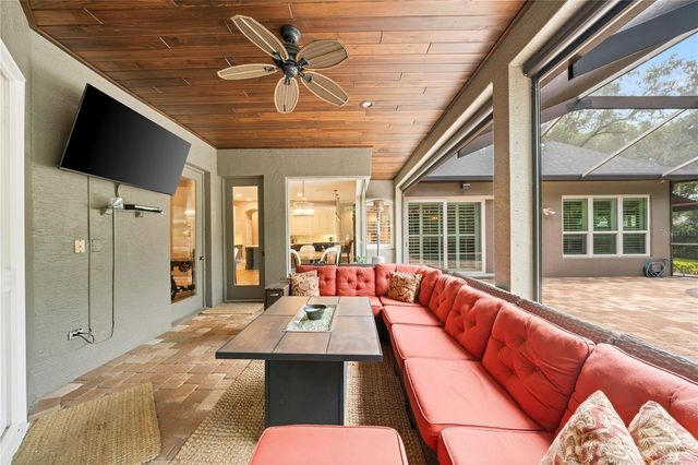 2805 BERWICK DRIVE, Tarpon Springs, FL 34688
