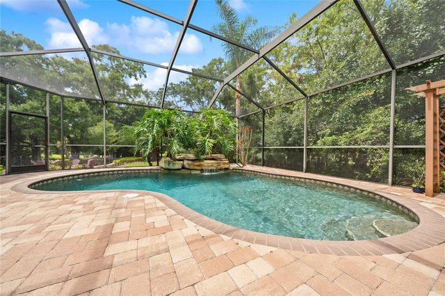 2805 BERWICK DRIVE, Tarpon Springs, FL 34688