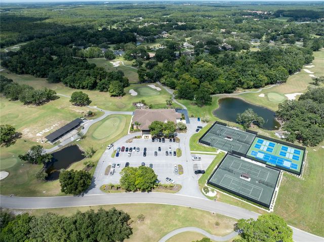2805 BERWICK DRIVE, Tarpon Springs, FL 34688