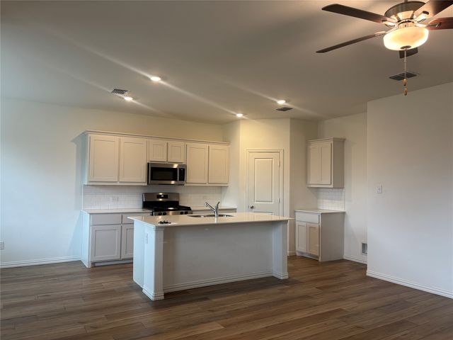 1447 Mesquite Lane, Princeton, TX 75407