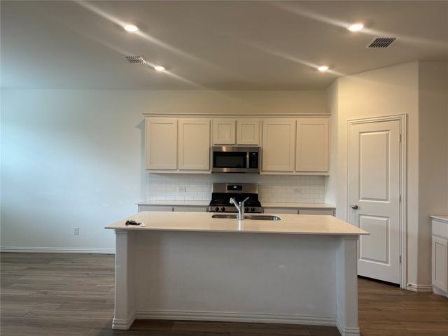 1447 Mesquite Lane, Princeton, TX 75407