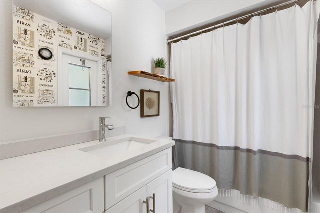 2426 ICECAPADE DRIVE, Sarasota, FL 34240