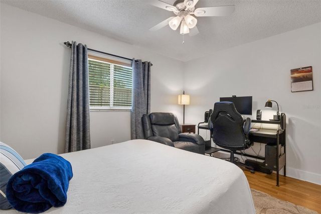 2426 ICECAPADE DRIVE, Sarasota, FL 34240