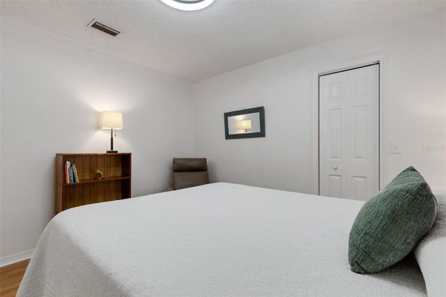 2426 ICECAPADE DRIVE, Sarasota, FL 34240