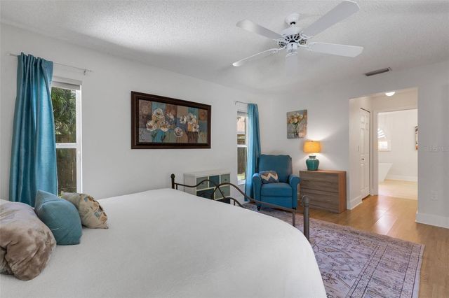 2426 ICECAPADE DRIVE, Sarasota, FL 34240