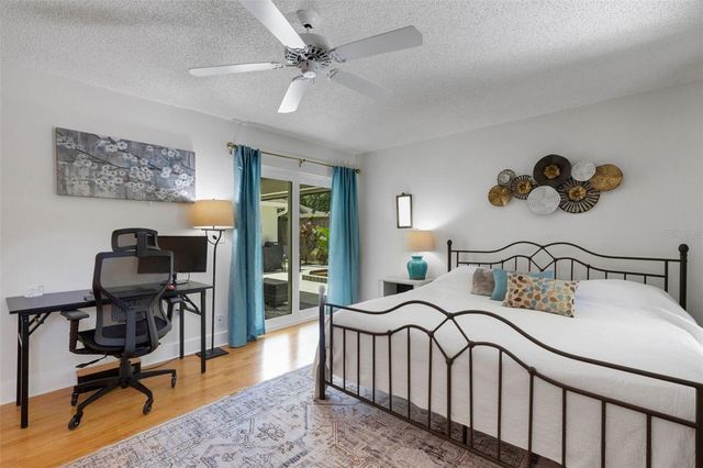 2426 ICECAPADE DRIVE, Sarasota, FL 34240