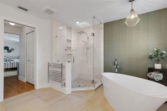 2426 ICECAPADE DRIVE, Sarasota, FL 34240