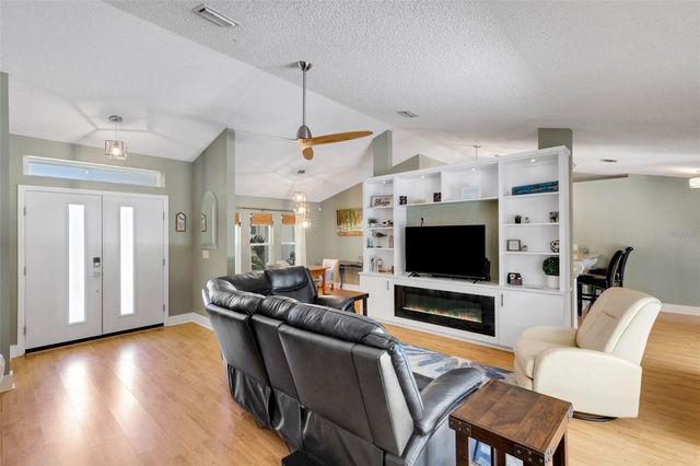 2426 ICECAPADE DRIVE, Sarasota, FL 34240