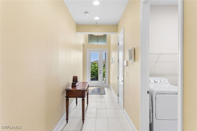 11409 Jacaranda DR, Naples, FL 34120