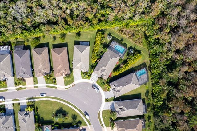 11409 Jacaranda DR, Naples, FL 34120