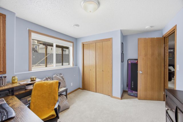 714 14th Avenue E, West Fargo, ND 58078