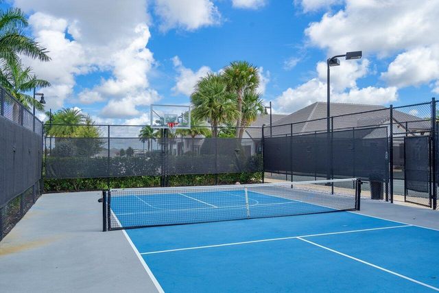 2600 NW 69th Street, Boca Raton, FL 33496
