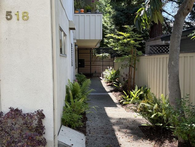 518 Everett Avenue A, Palo Alto, CA 94301