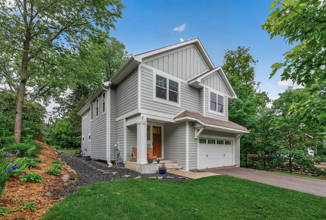 227 Sunnyridge Lane, Golden Valley, MN 55422