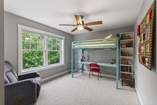 227 Sunnyridge Lane, Golden Valley, MN 55422