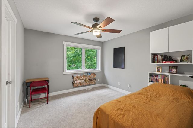 227 Sunnyridge Lane, Golden Valley, MN 55422