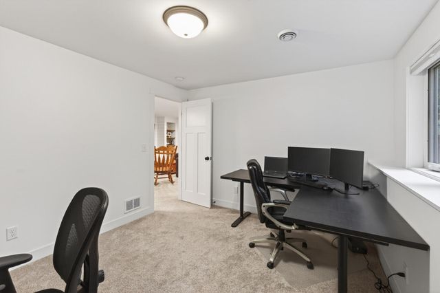227 Sunnyridge Lane, Golden Valley, MN 55422