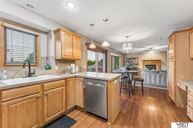 15430 Briar Street, Omaha, NE 68138