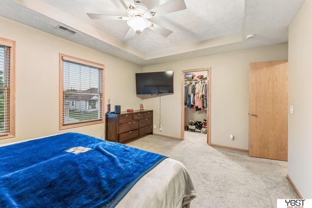 15430 Briar Street, Omaha, NE 68138