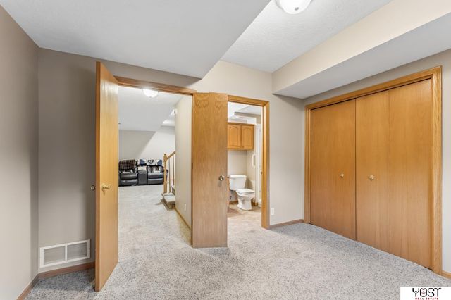 15430 Briar Street, Omaha, NE 68138