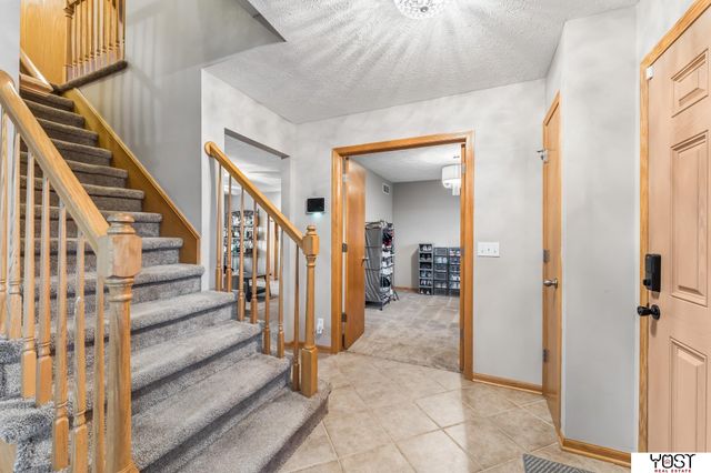 15430 Briar Street, Omaha, NE 68138