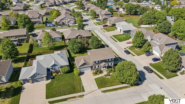 15430 Briar Street, Omaha, NE 68138