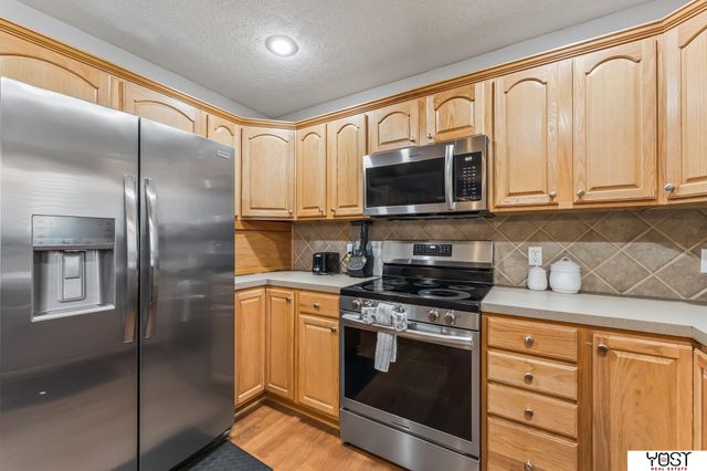 15430 Briar Street, Omaha, NE 68138