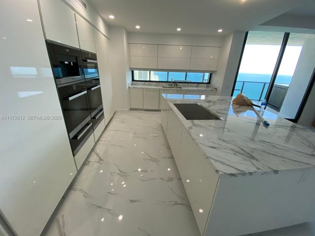18555 Collins Avenue 2905, Sunny Isles Beach, FL 33160
