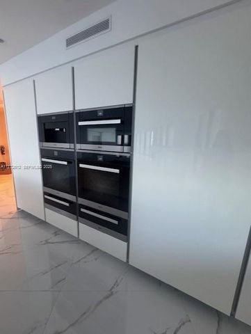 18555 Collins Avenue 2905, Sunny Isles Beach, FL 33160