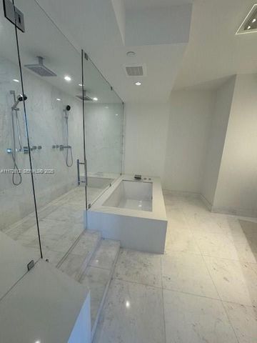 18555 Collins Avenue 2905, Sunny Isles Beach, FL 33160