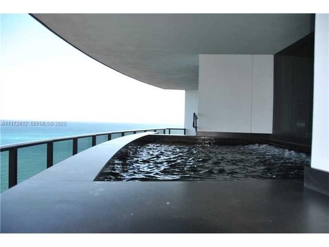 18555 Collins Avenue 2905, Sunny Isles Beach, FL 33160