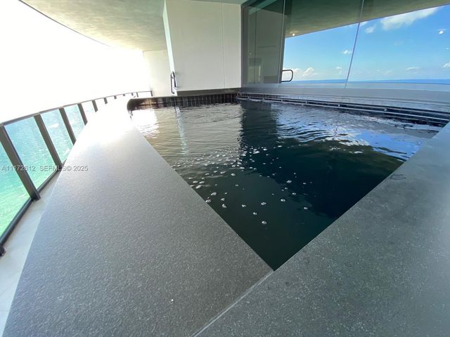 18555 Collins Avenue 2905, Sunny Isles Beach, FL 33160