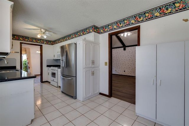 2615 NW 115th Place, Oklahoma City, OK 73120