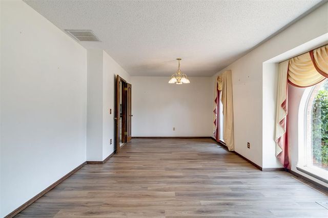 2615 NW 115th Place, Oklahoma City, OK 73120
