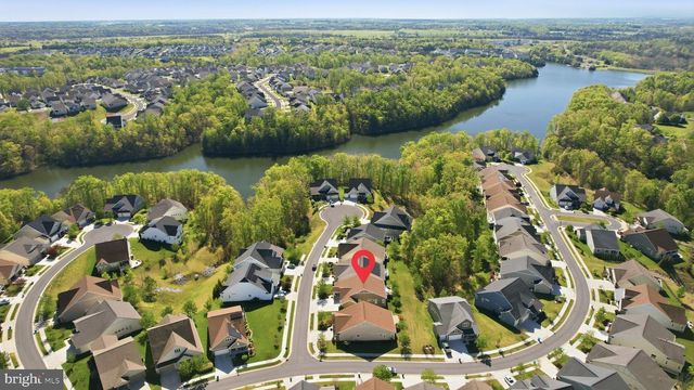 102 PEREGRINE CT, Lake Frederick, VA 22630