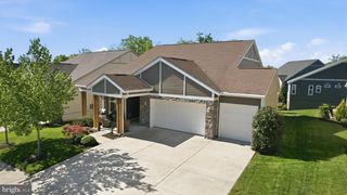 102 PEREGRINE CT, Lake Frederick, VA 22630