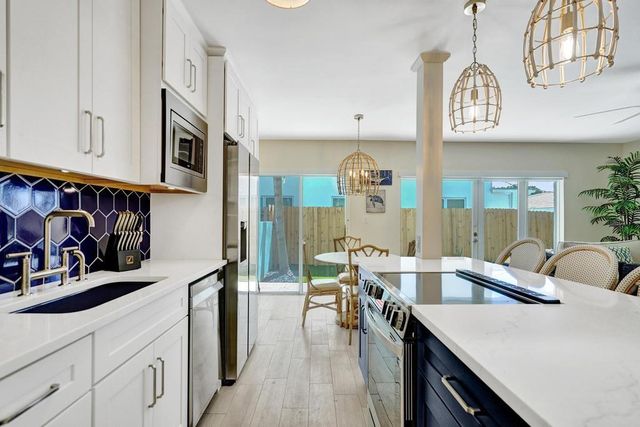 4549 N Ocean Dr 1, Lauderdale By The Sea, FL 33308