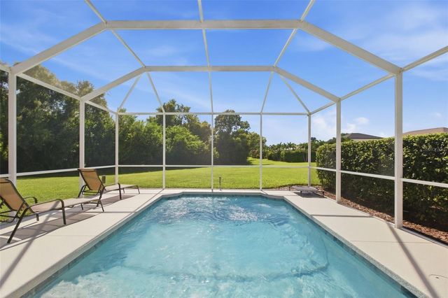 414 LONDONDERRY DRIVE, Sarasota, FL 34240