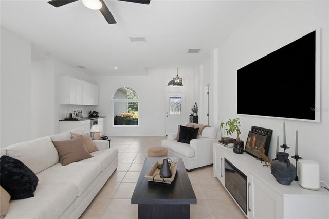 414 LONDONDERRY DRIVE, Sarasota, FL 34240