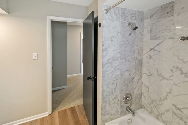 936 E 170th Street, South Holland, IL 60473