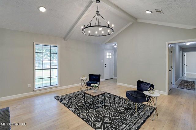 800 Longwood Place, Clinton, MS 39056