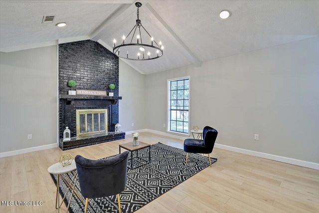 800 Longwood Place, Clinton, MS 39056