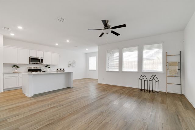 3025 Riddler Way, Little Elm, TX 75068