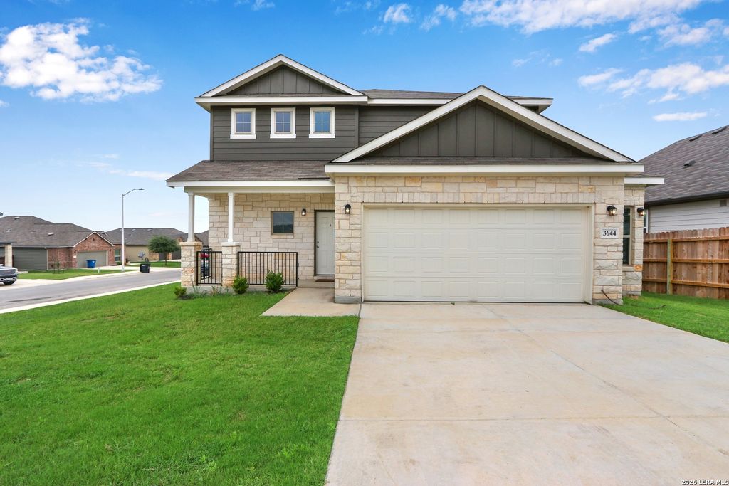 3644 Space Cloud, New Braunfels, TX 78130