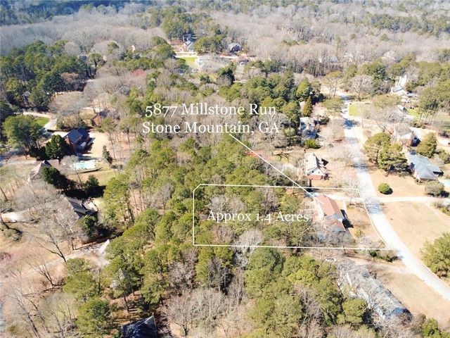 5877 Millstone Run, Stone Mountain, GA 30087