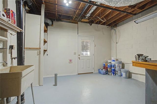 5877 Millstone Run, Stone Mountain, GA 30087