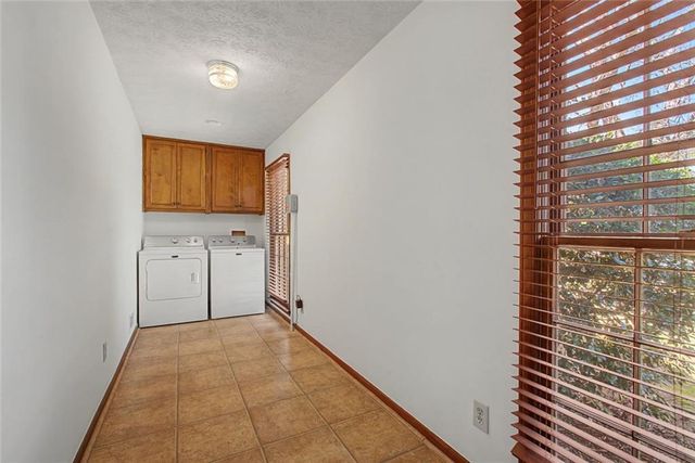 5877 Millstone Run, Stone Mountain, GA 30087