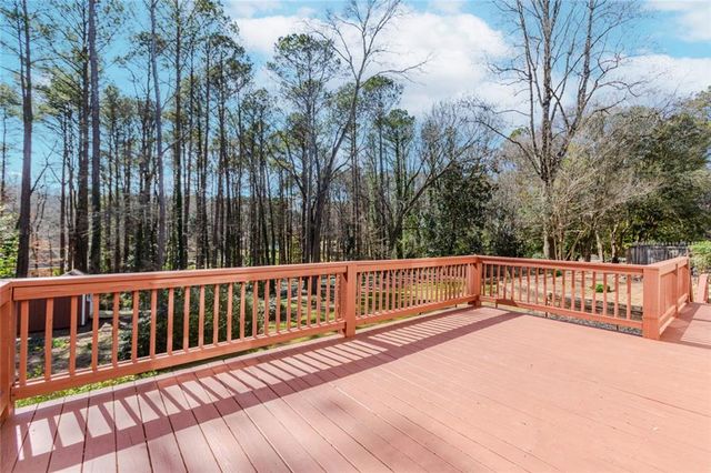 5877 Millstone Run, Stone Mountain, GA 30087