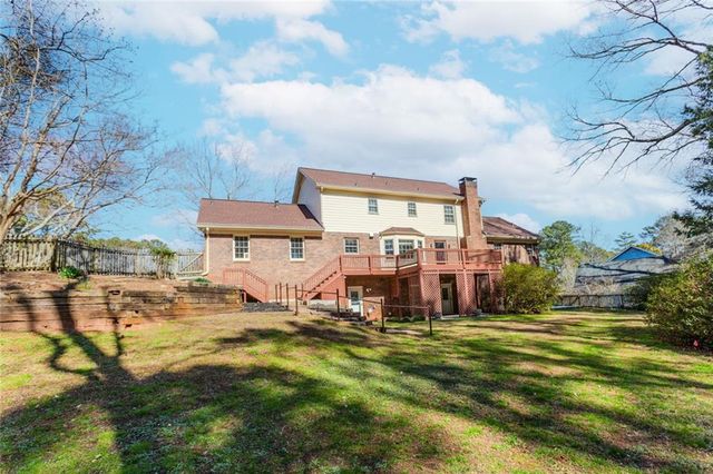 5877 Millstone Run, Stone Mountain, GA 30087